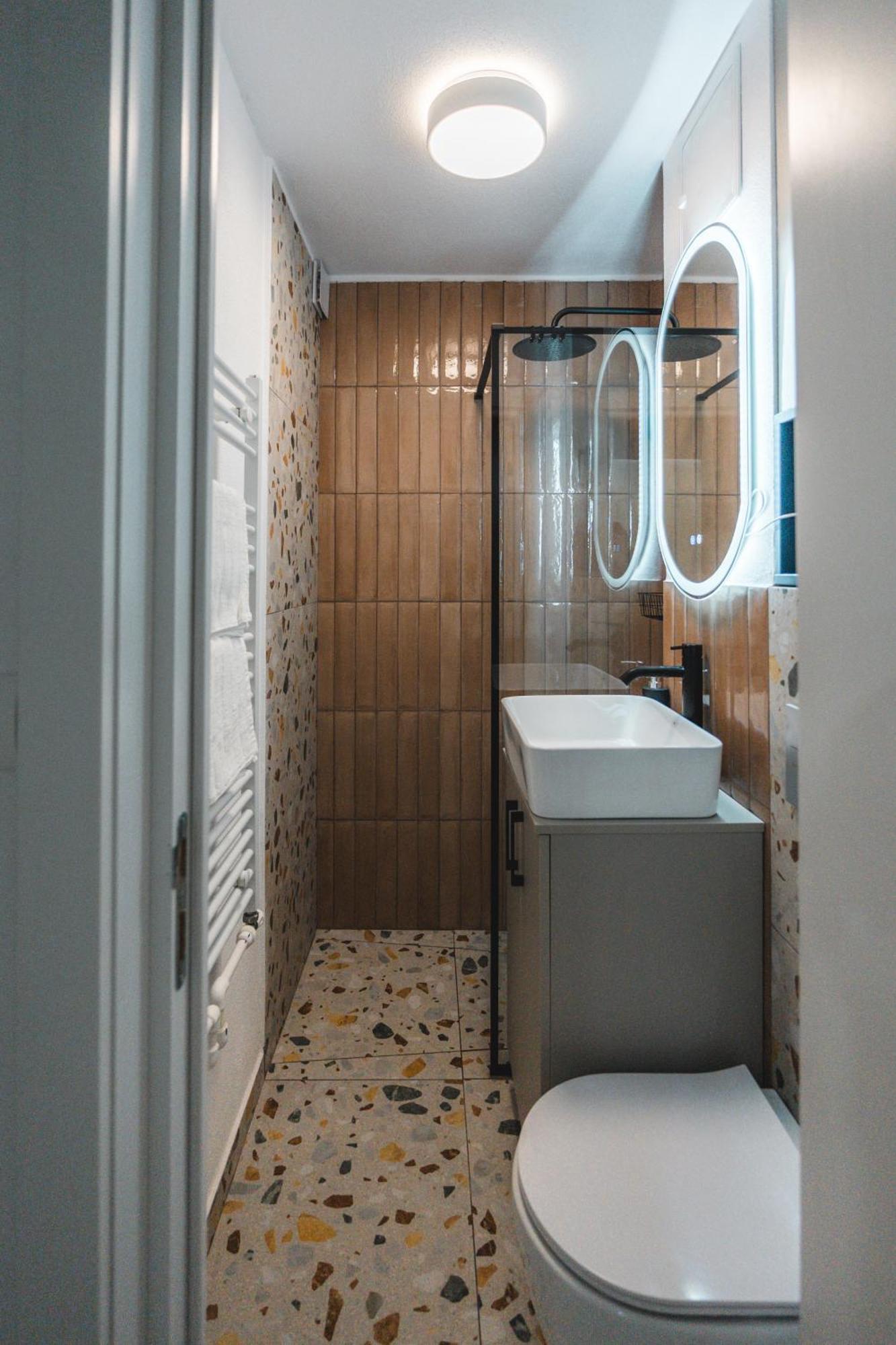 Apartament Iulia Si Alex Curtea de Argeş Buitenkant foto